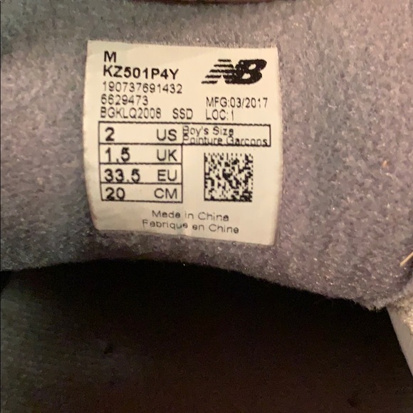 New Balance 501s boys size 2 - Picture 3 of 4